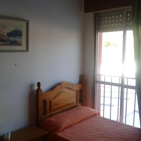 Hostel Jacinto Benavente * Màlaga