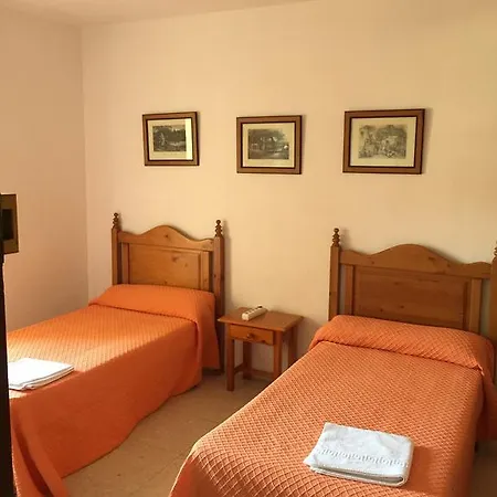 Hostel Jacinto Benavente
