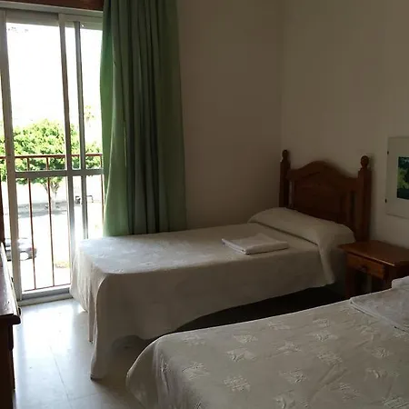Hostel Jacinto Benavente Hostel